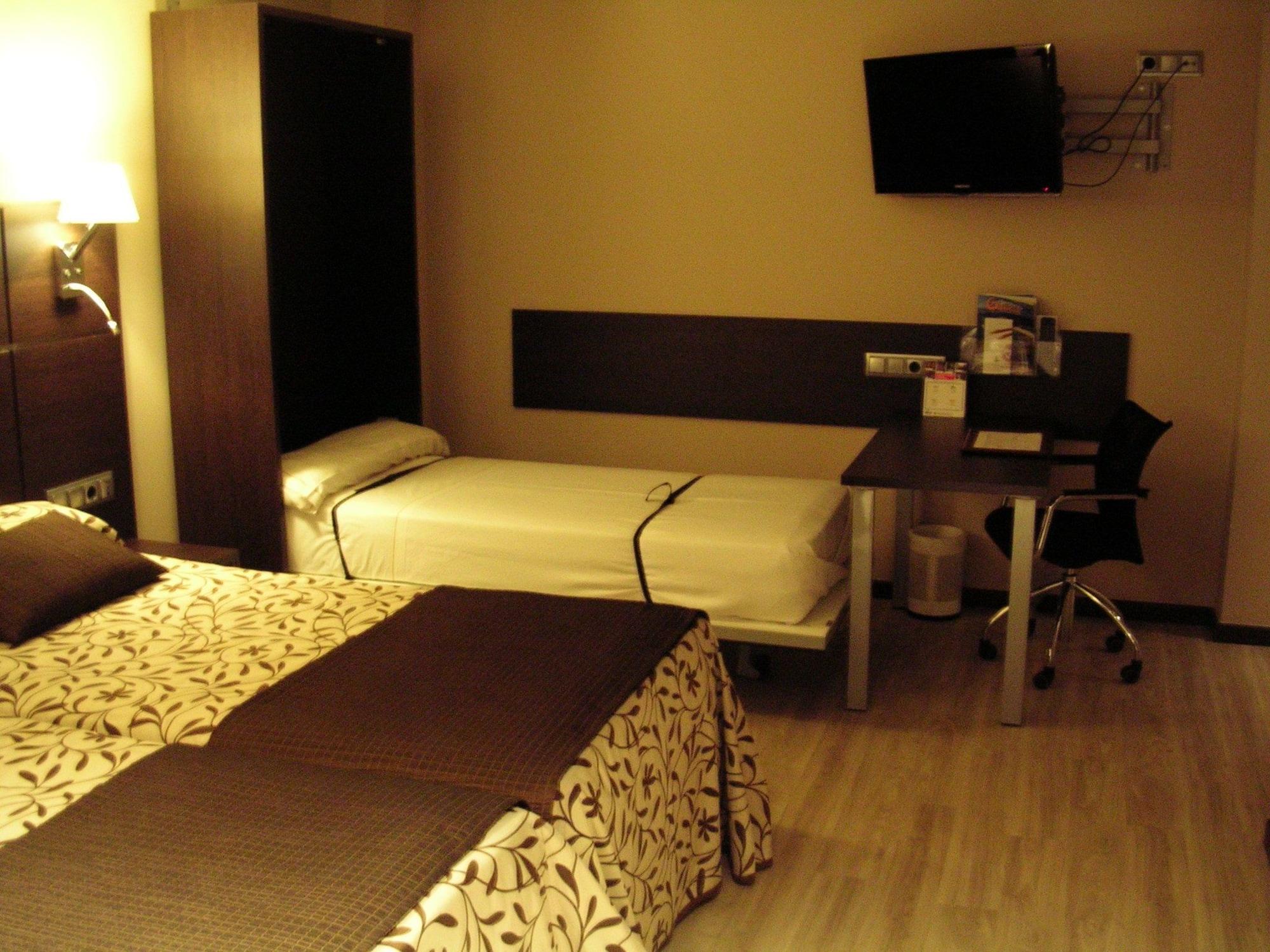 Hotel Francisco II Ourense Exteriör bild