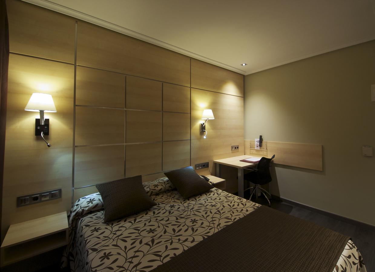 Hotel Francisco II Ourense Exteriör bild